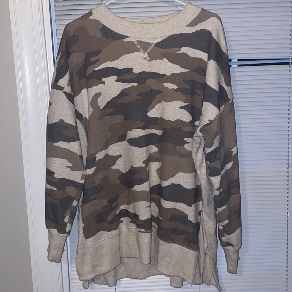 Aerie Oversized camo crewneck